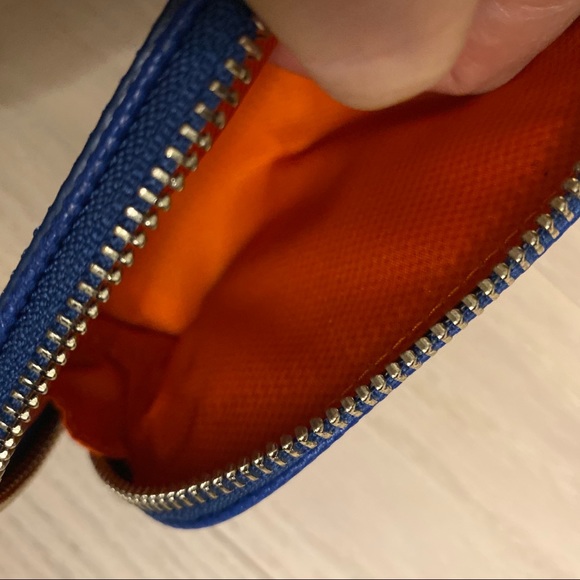 ****SOLD****NEW Tumi leather pouch case - Picture 5 of 5